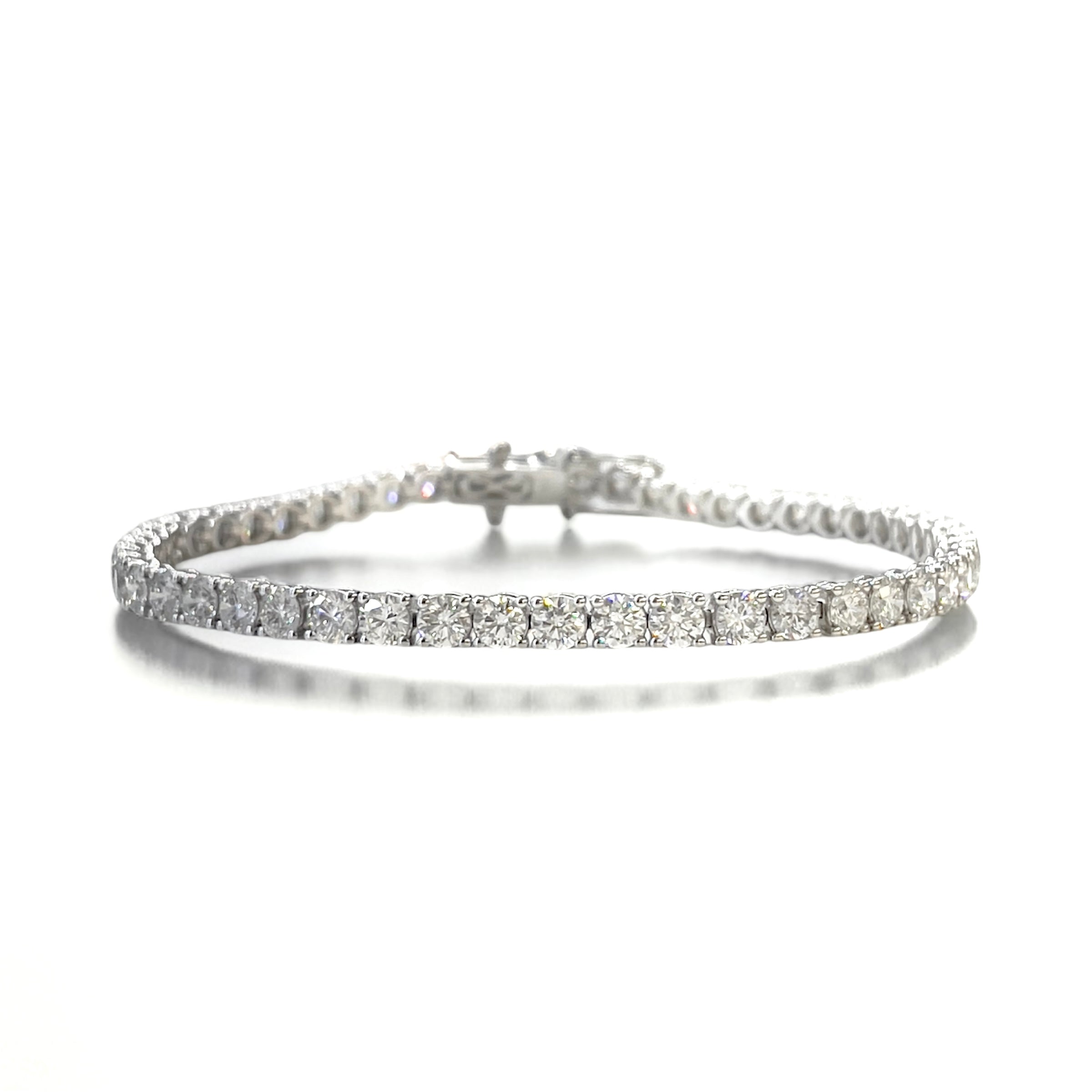 25 Pointer Tennis Bracelet