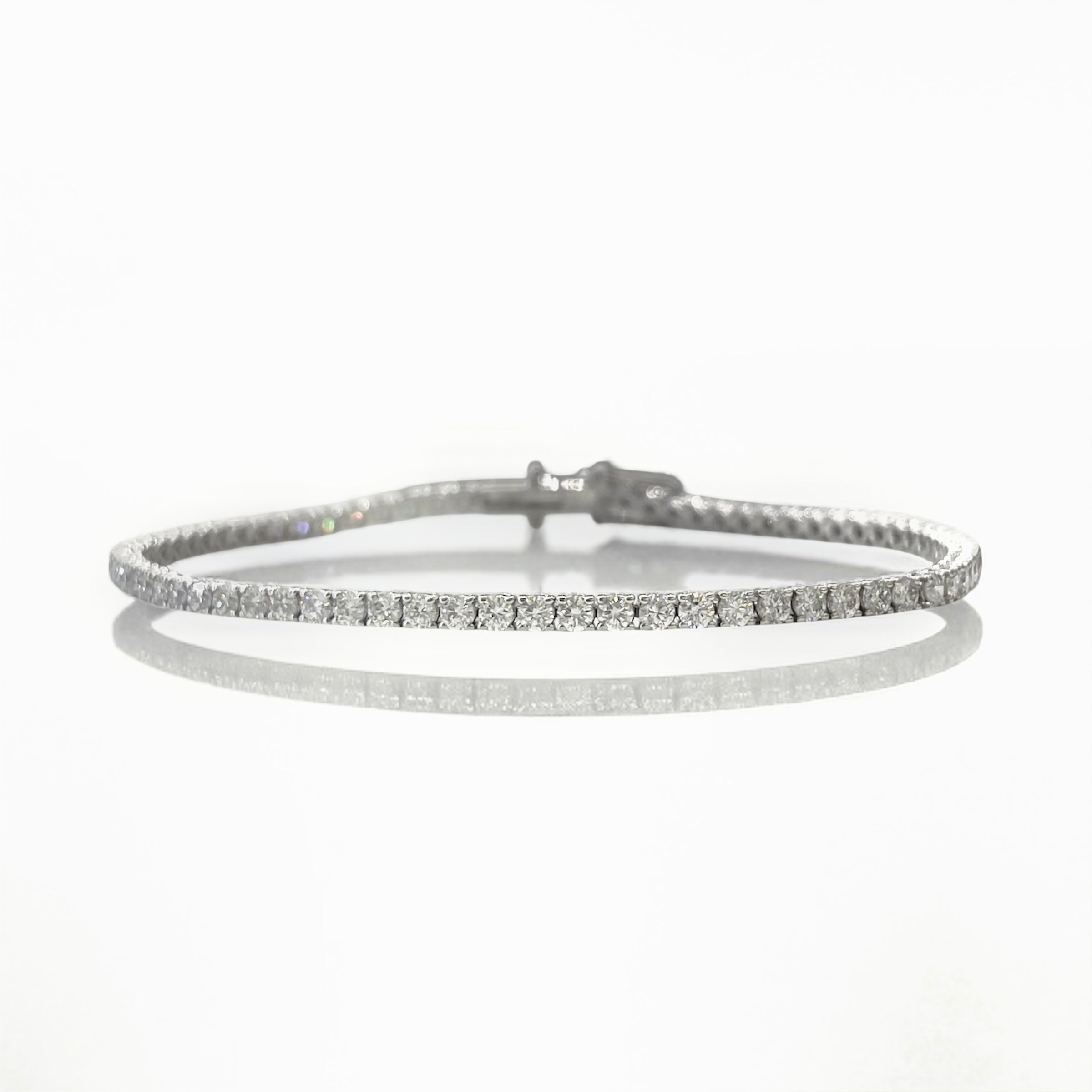 8 Pointer Tennis Bracelet